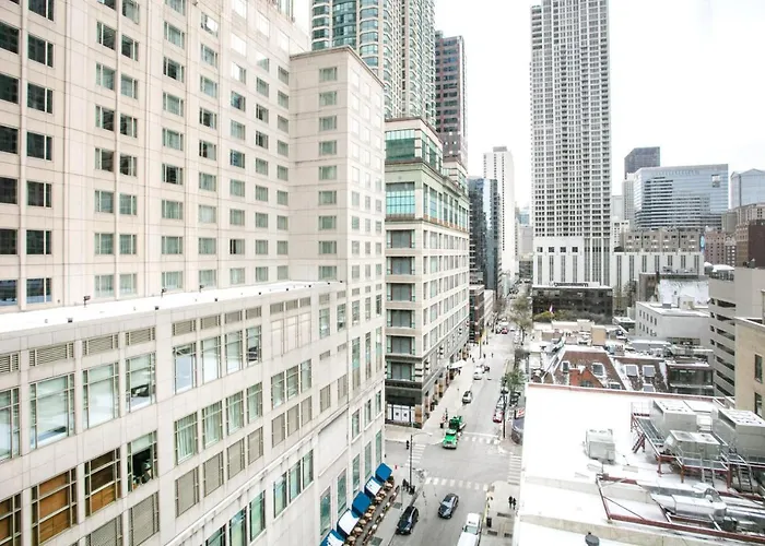 River N 1br W Gym Wd Nr Magnificent Mile Chi-165 *